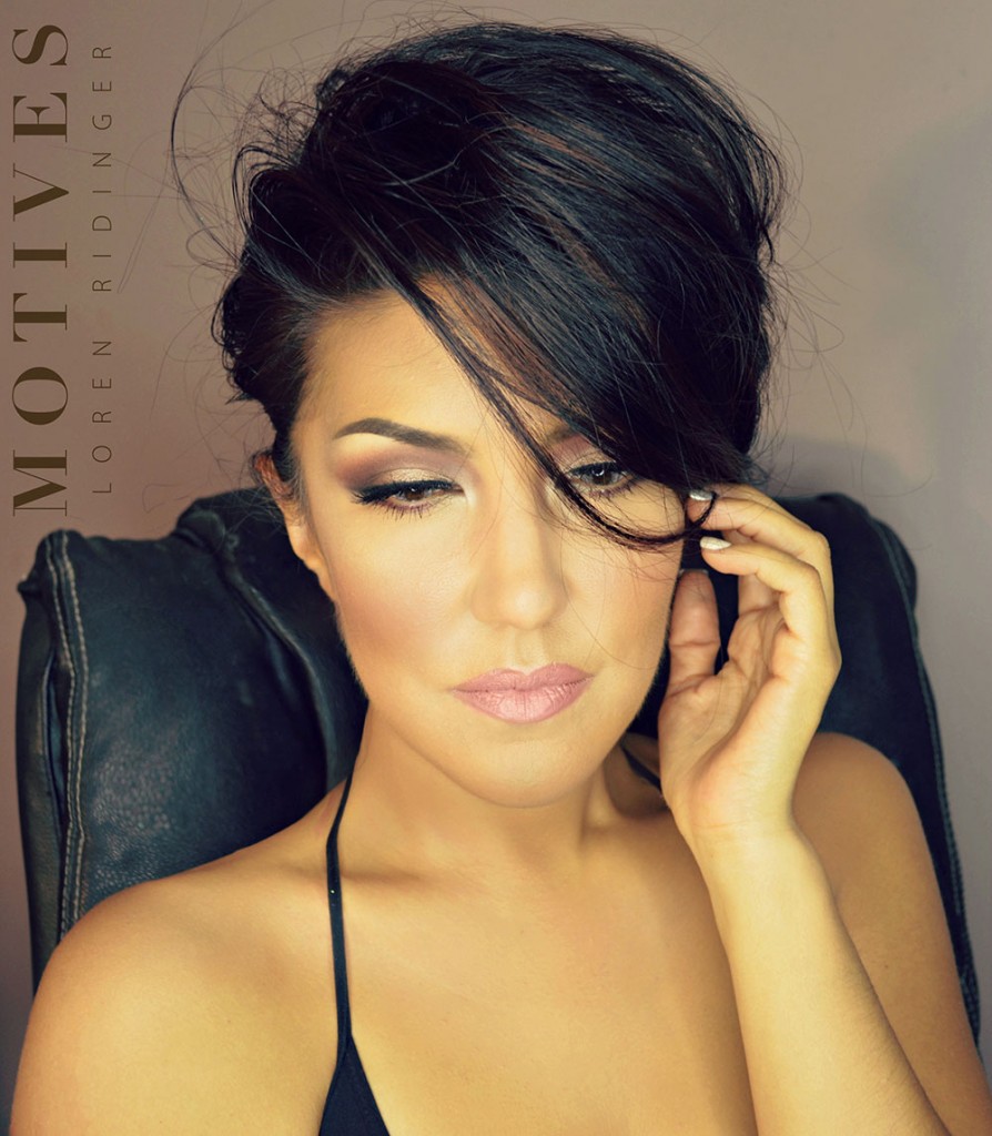 Motives-Smokey-Eye-Tutorial