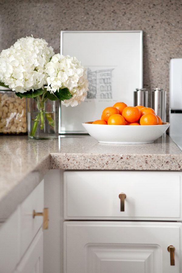 https://www.lorensworld.com/wp-content/uploads/2014/12/glittering-granite-counter-top.jpg