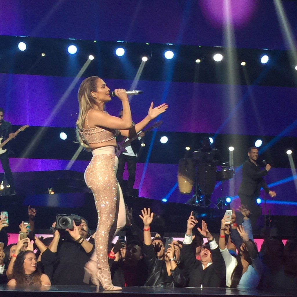 Jennifer Lopez Latin Billboard 2015