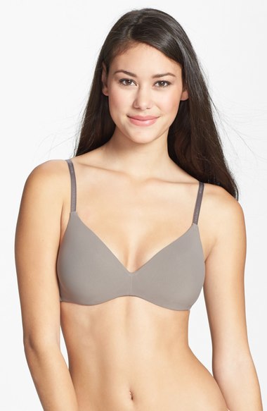 bras, wearing the wrong bra, boobs, wear the right bra,