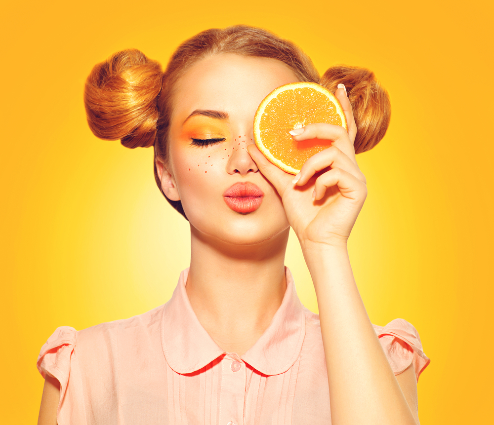 shutterstock_403627927 orange lips citrus overnight beauty remedies