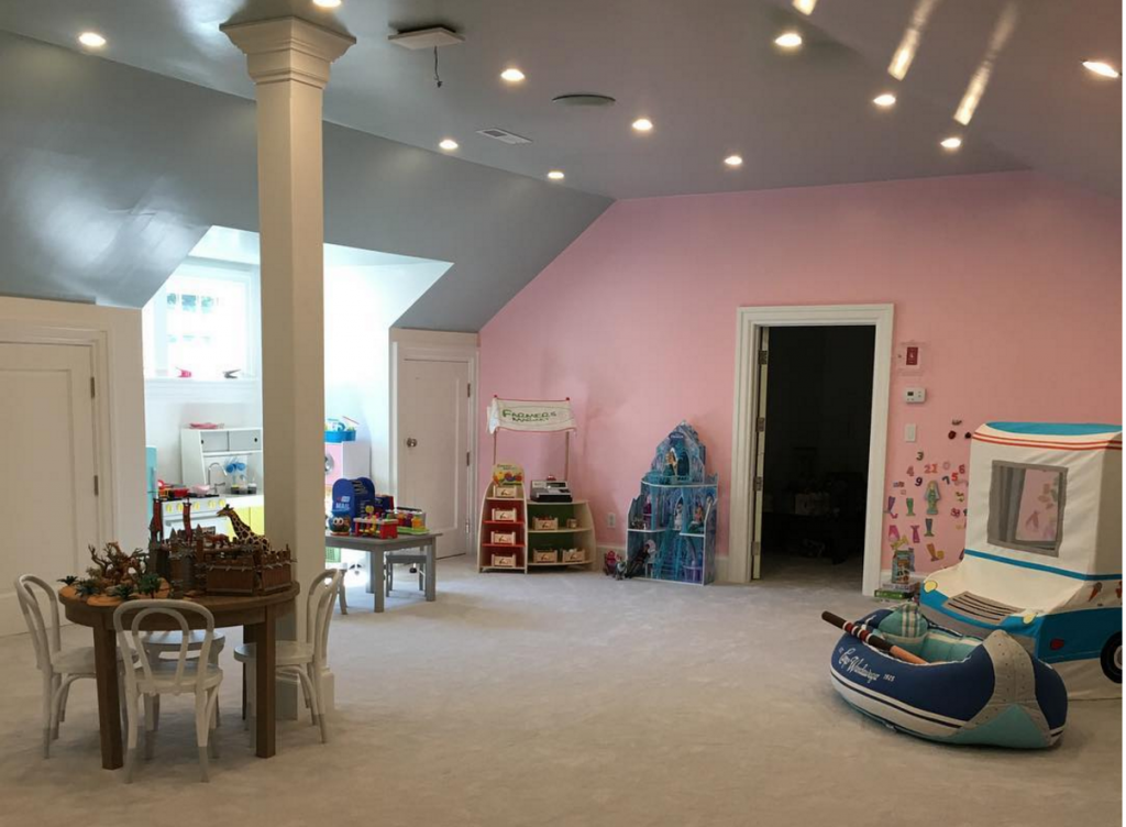 Loren Ridinger's Greenwich Home: Shared Kids' Rooms Ideas