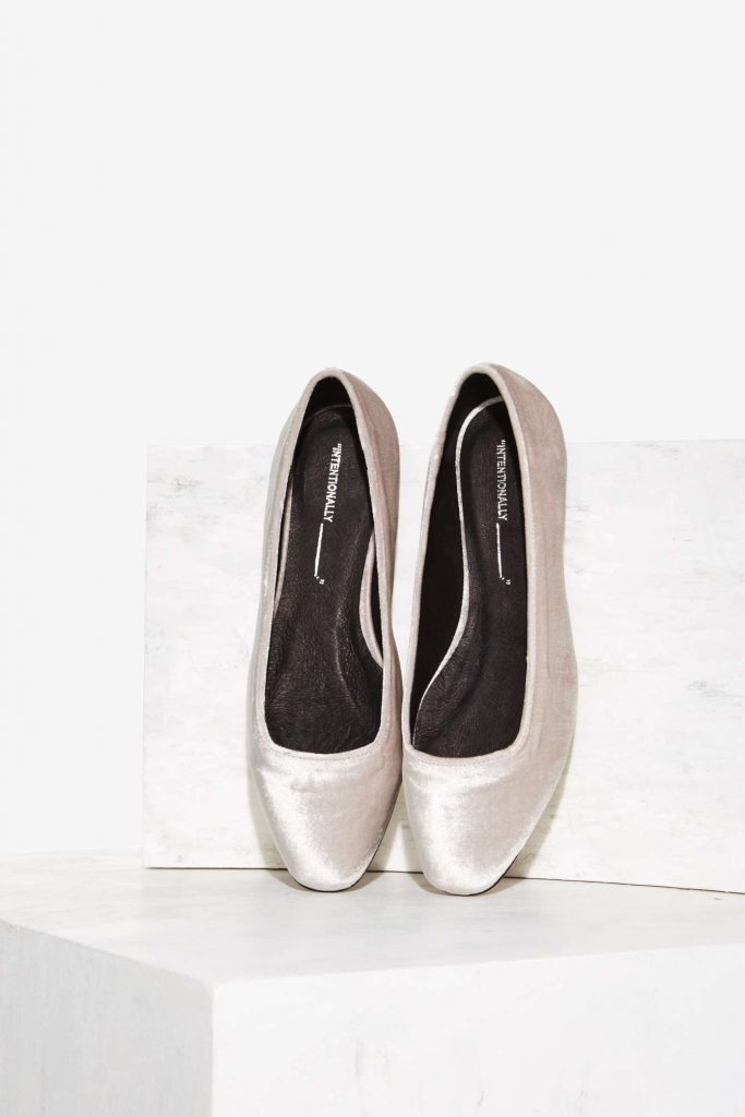 flats, flat shoes, ballet flats, holiday season, flats to get you through the holiday season