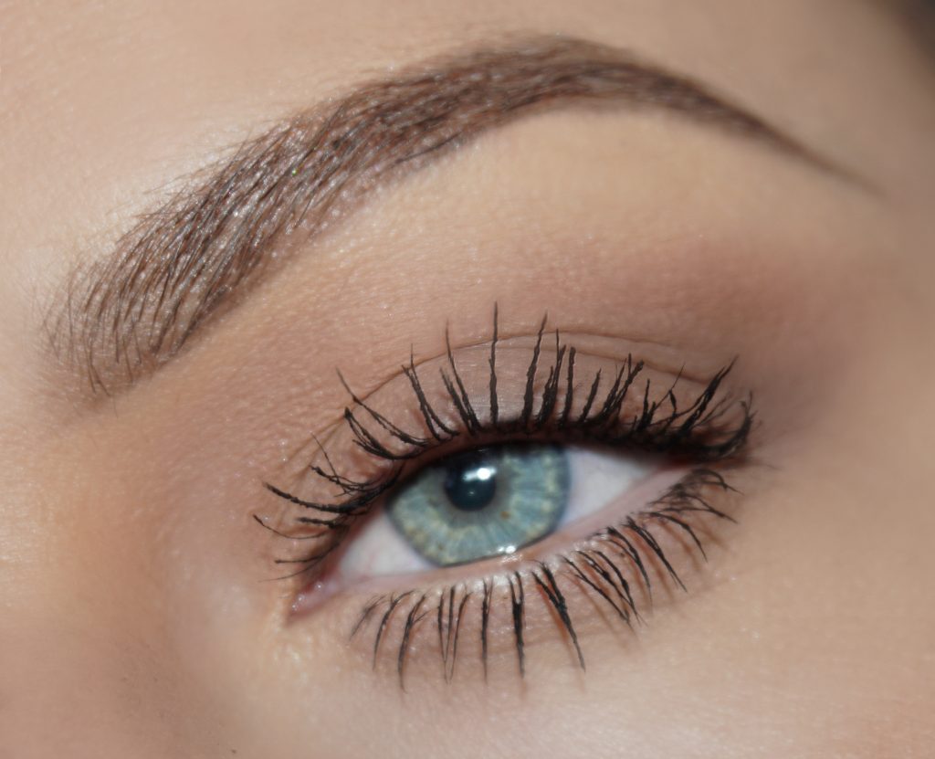 Get the Look: Fierce Brows and Lashes with Motives