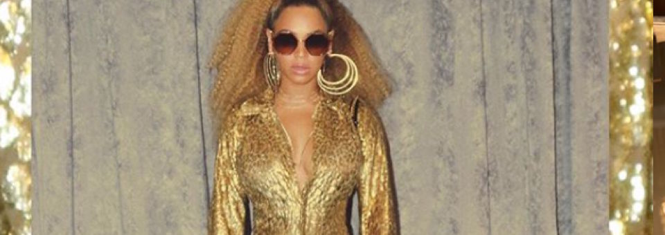 Beyoncé Glowed in an All-Gold Outfit, all-gold, gold, beyonce, jay-z,