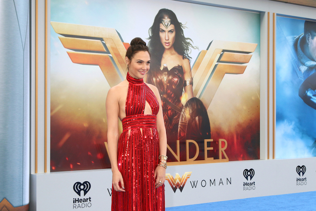 Get the Look for Halloween: Wonder Woman, gal gadot, dc, wonder woman,